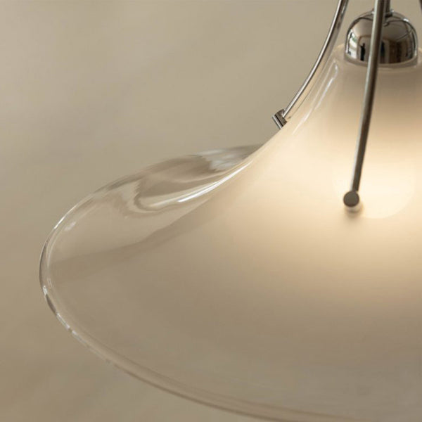 Suspension simple Bauhaus minimaliste conique en verre et chrome