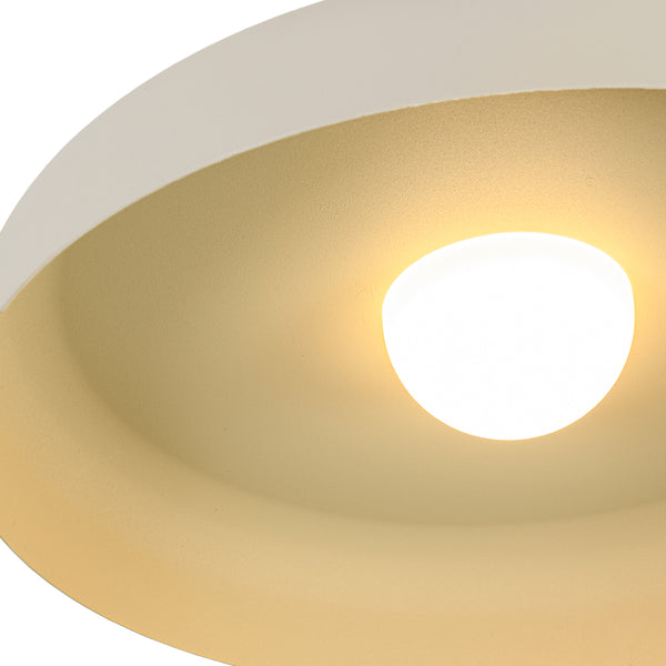 Cremefarben matter, minimalistischer, khakifarbener, flacher Semi-Flush-Mount