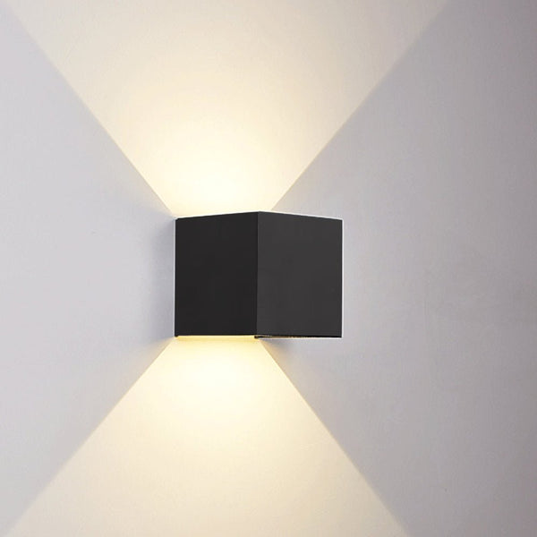 Modern Small Cube LED Mini Wall Sconce - Yiilighting