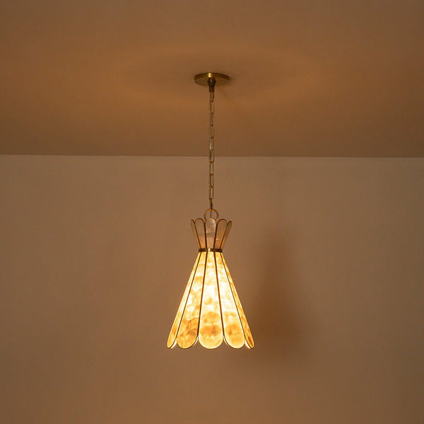 Single-Light Petal Shell Pendant Light | Antique Gold E27 Hanging Lamp - Yiilighting
