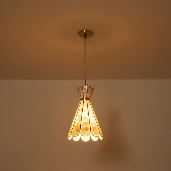 Single-Light Petal Shell Pendant Light | Antique Gold E27 Hanging Lamp - Yiilighting